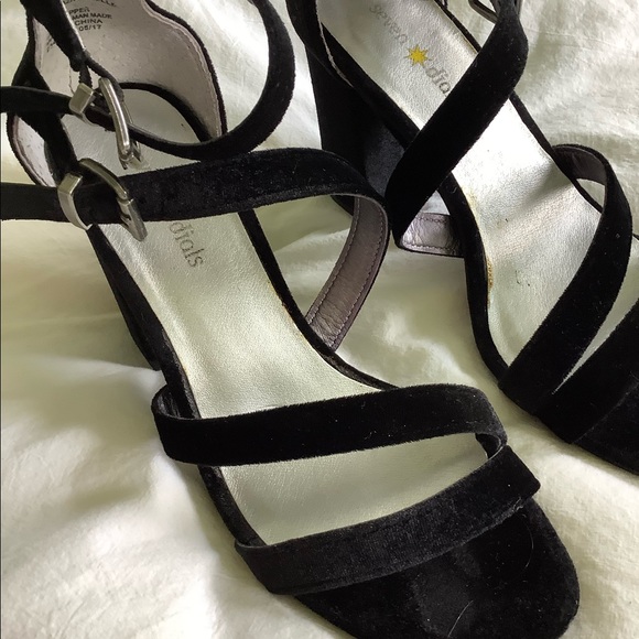 Seven Dials black velvet chunky heel 6 90s style - Picture 4 of 7